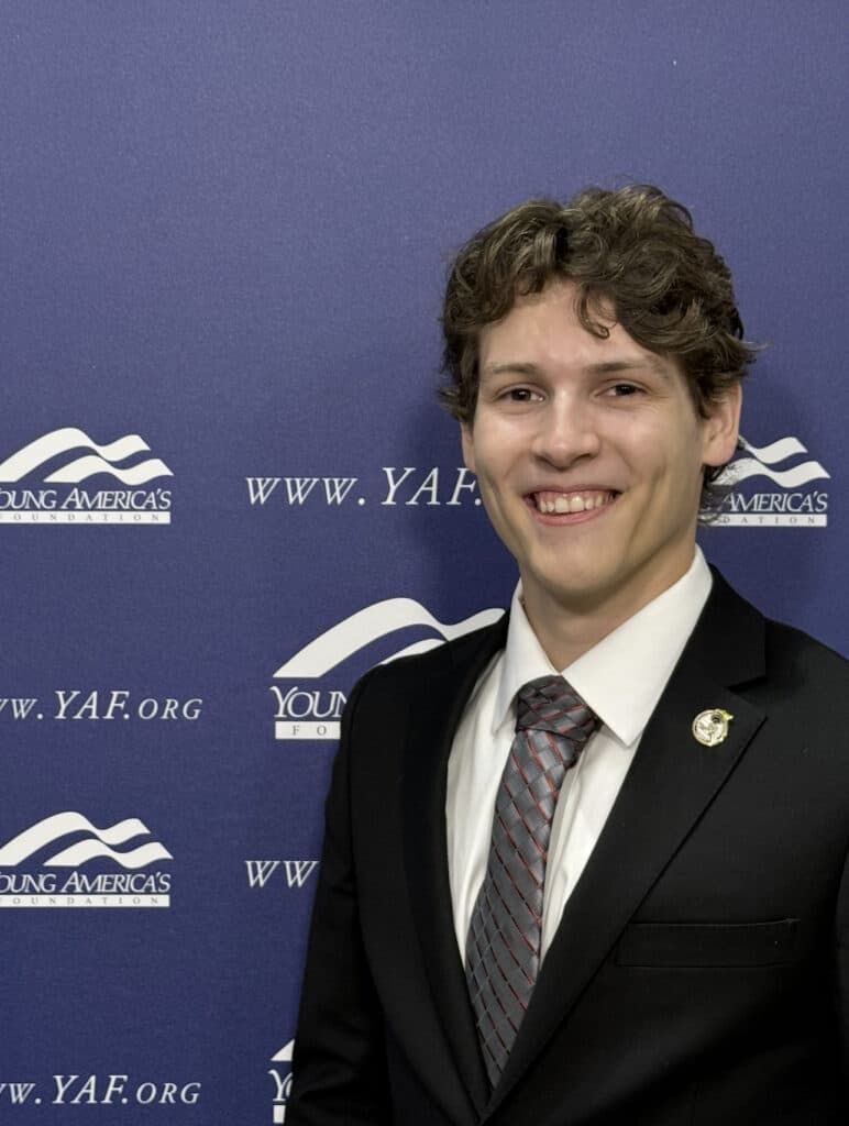 Wyatt Phillips